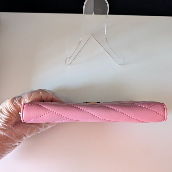 NWOT Tory Burch Kira Chevron Pink Leather  Zippy Wallet - Picture 8 of 11